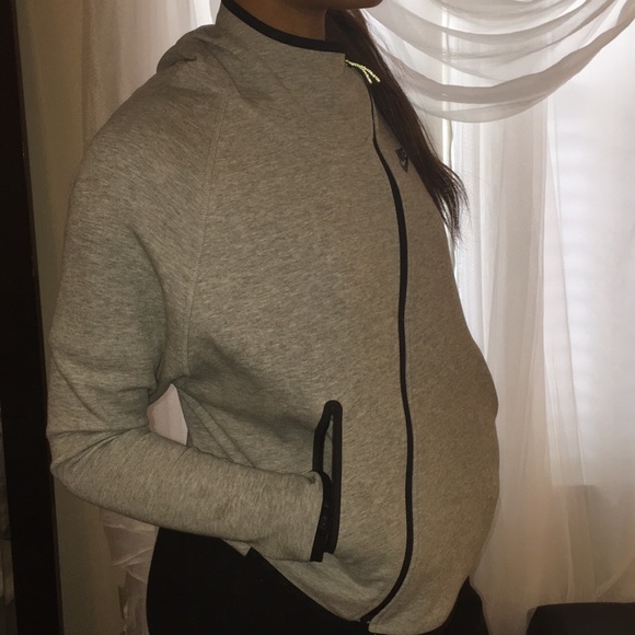 Nike hooded jacket - Picture 7 of 7